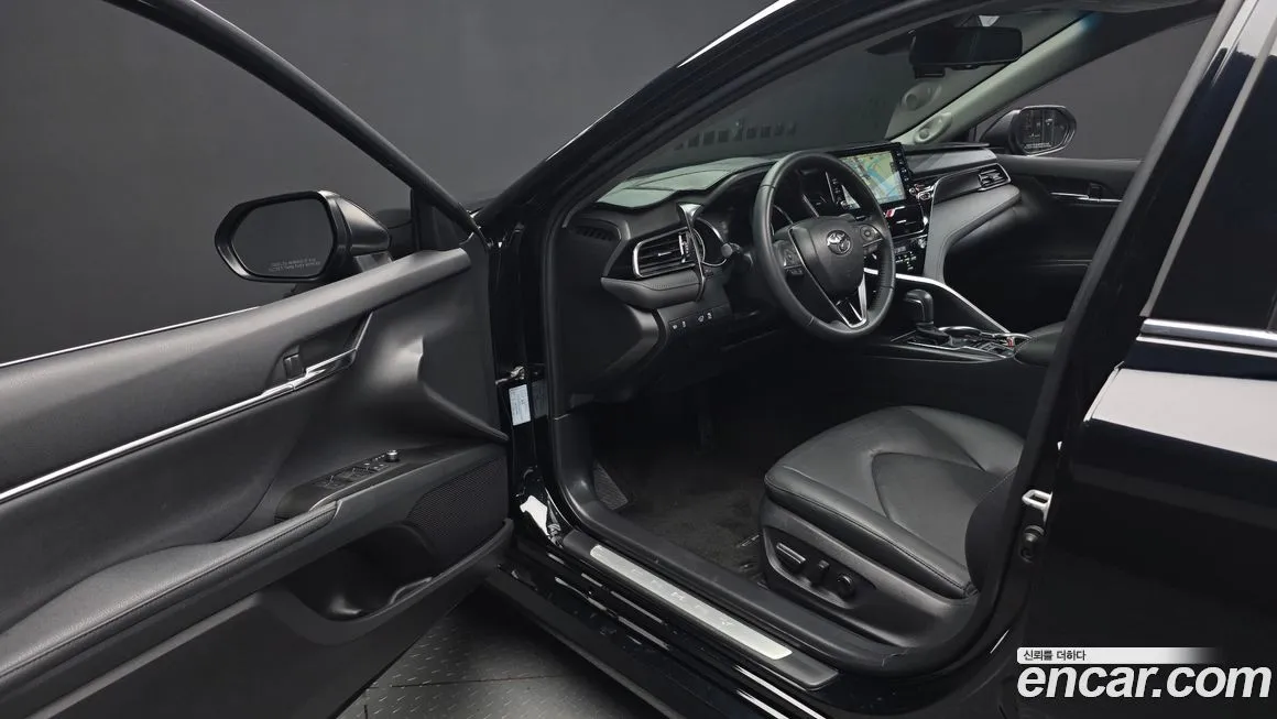 Toyota Camry 2023 из KR, фото 10