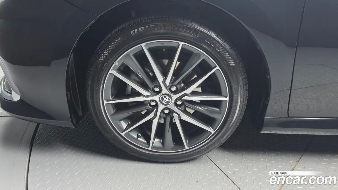 Toyota Camry 2023 из KR, фото 5