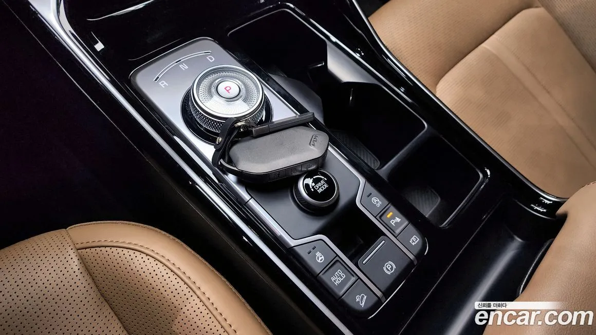 Kia Sorento — фото 9