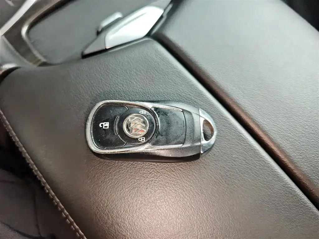 Buick Envision Plus 2021 из CN, фото 9