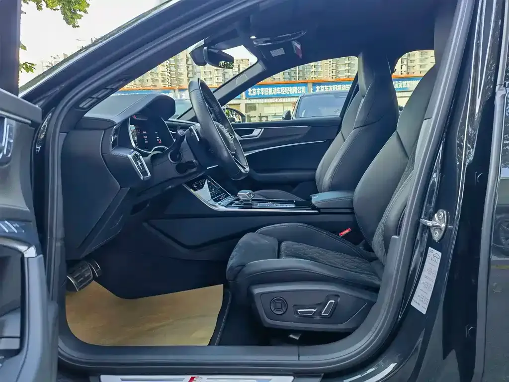 Audi S6 2022 из CN, фото 5