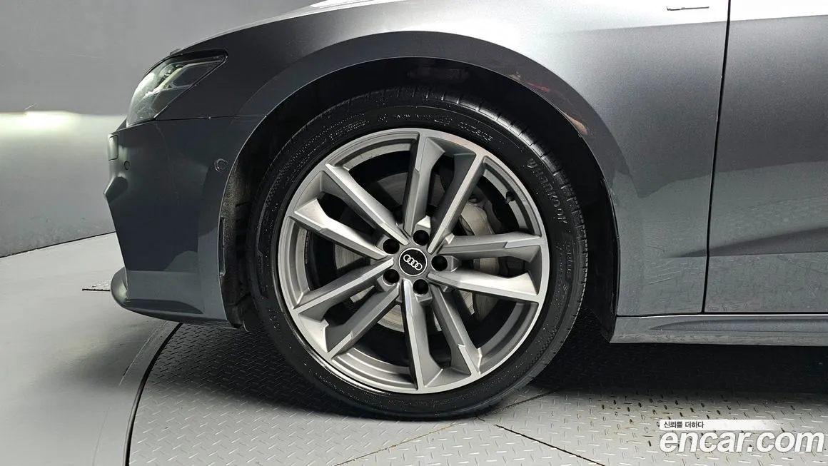 Audi A7 — фото 5