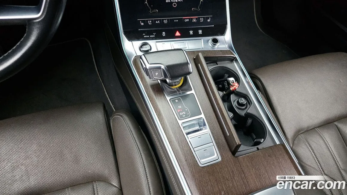 Audi A7 — фото 9