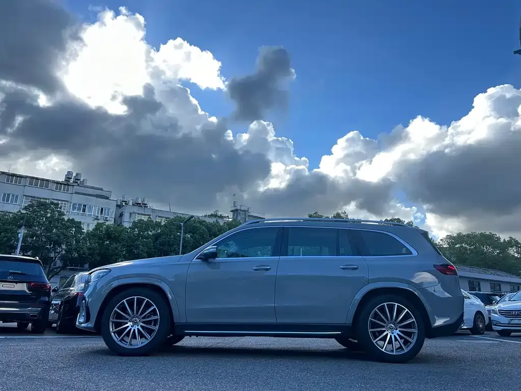 Mercedes-Benz GLS 2024 из CN, фото 5