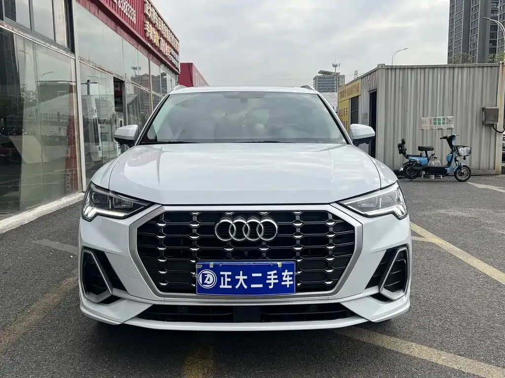 Audi Q3 2021 из CN, фото 2