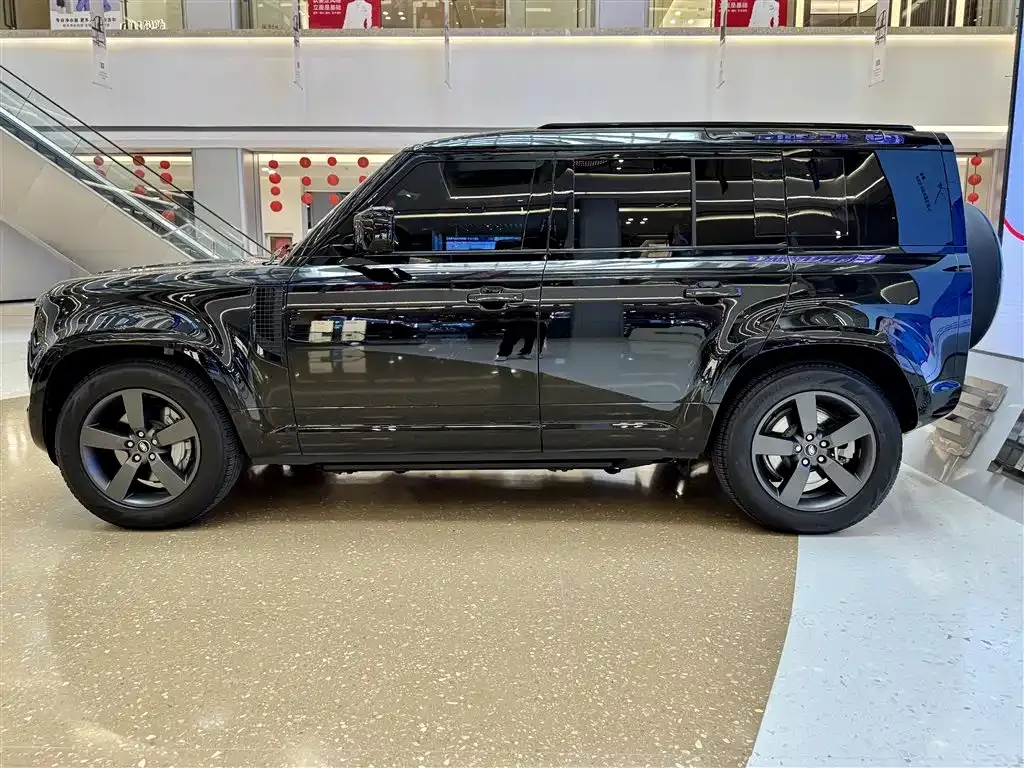 Land Rover Defender 2025 из CN, фото 4