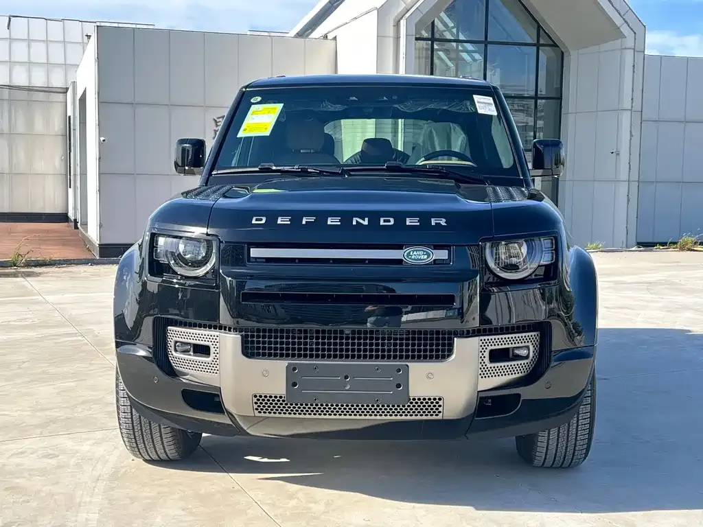 Land Rover Defender — фото 2
