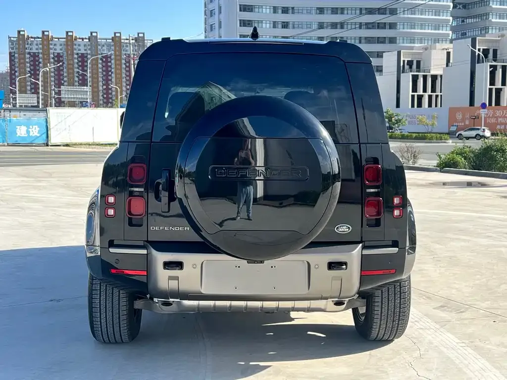 Land Rover Defender — фото 4