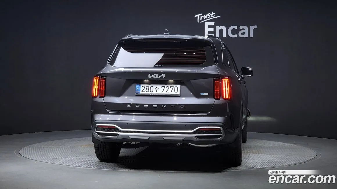 Kia Sorento — фото 4