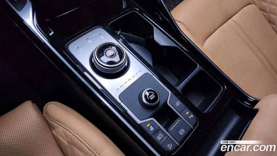 Kia Sorento — фото 9