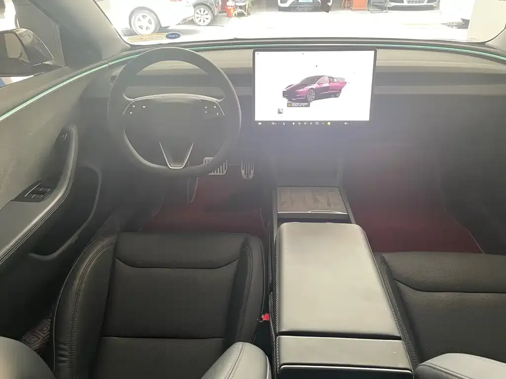 Tesla Model 3 — фото 8