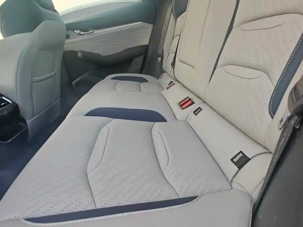Geely Xingrui 2023 из CN, фото 7