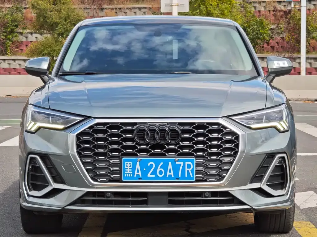 Audi Q3 Sportback — фото 3