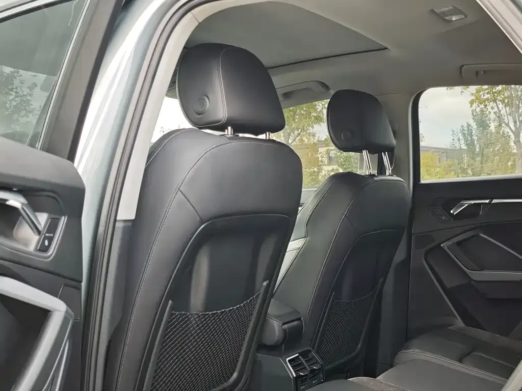 Audi Q3 Sportback — фото 9