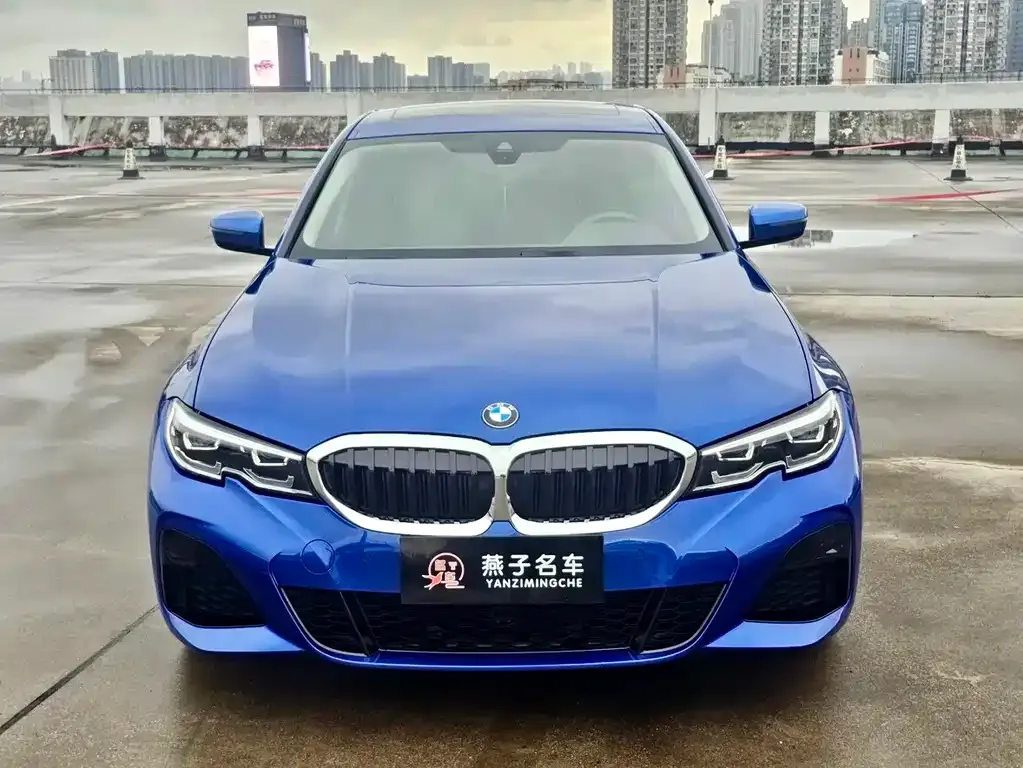 BMW 3 Series 2022 из CN, фото 2