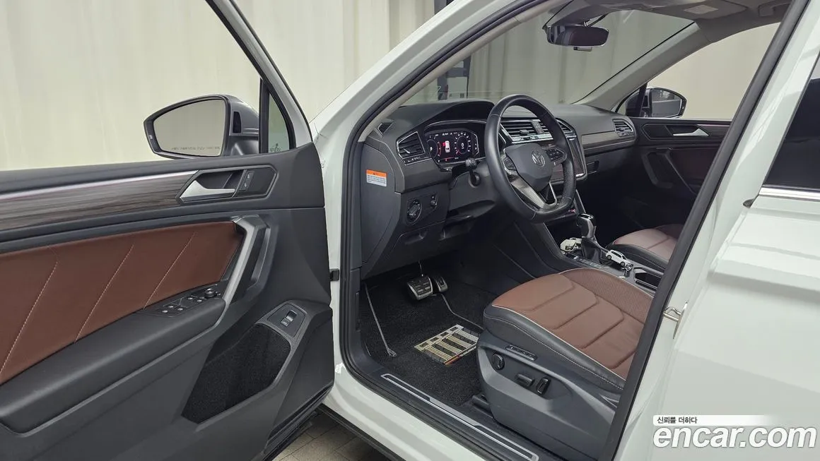 Volkswagen Tiguan 2023 из KR, фото 10