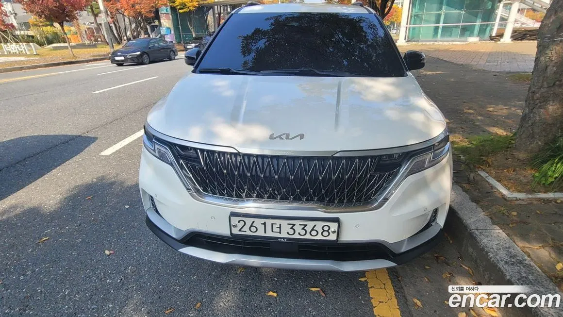 Kia Carnival — фото 1