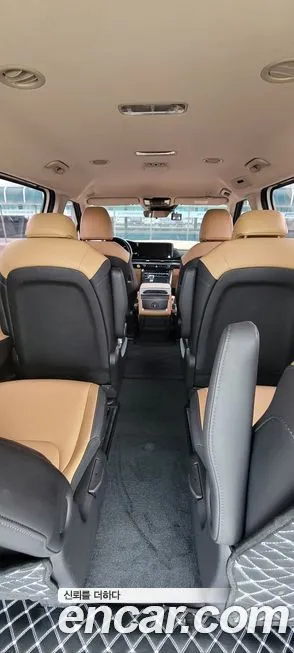 Kia Carnival — фото 10