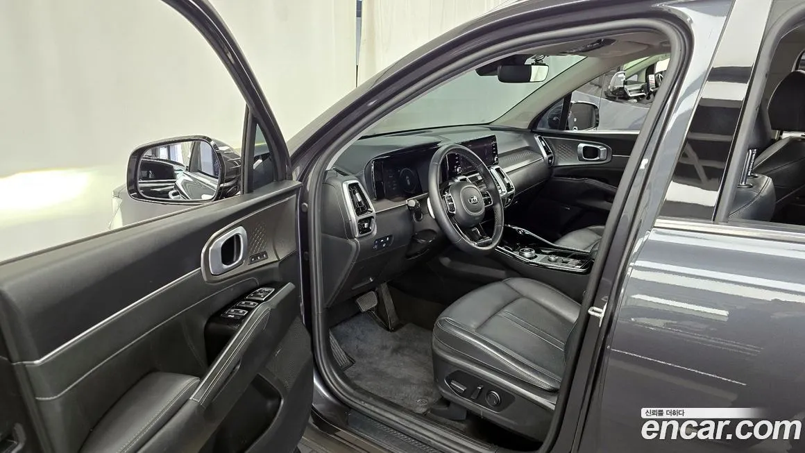 Kia Sorento — фото 10