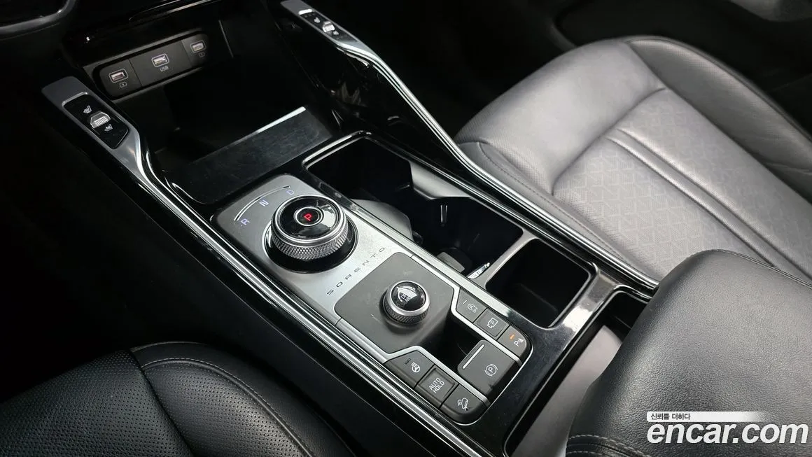 Kia Sorento — фото 9