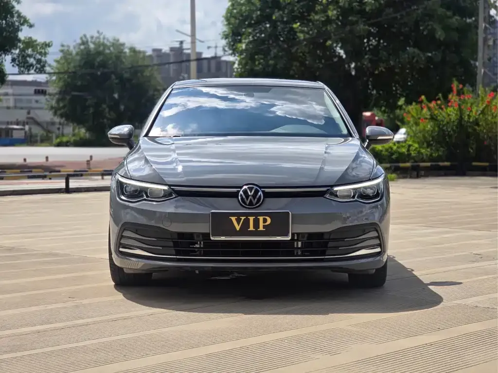 Volkswagen Golf 2021 из CN, фото 2