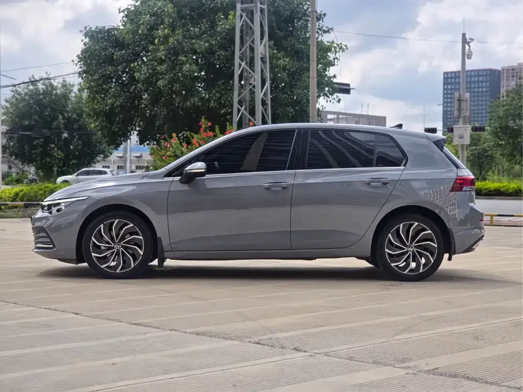 Volkswagen Golf 2021 из CN, фото 4