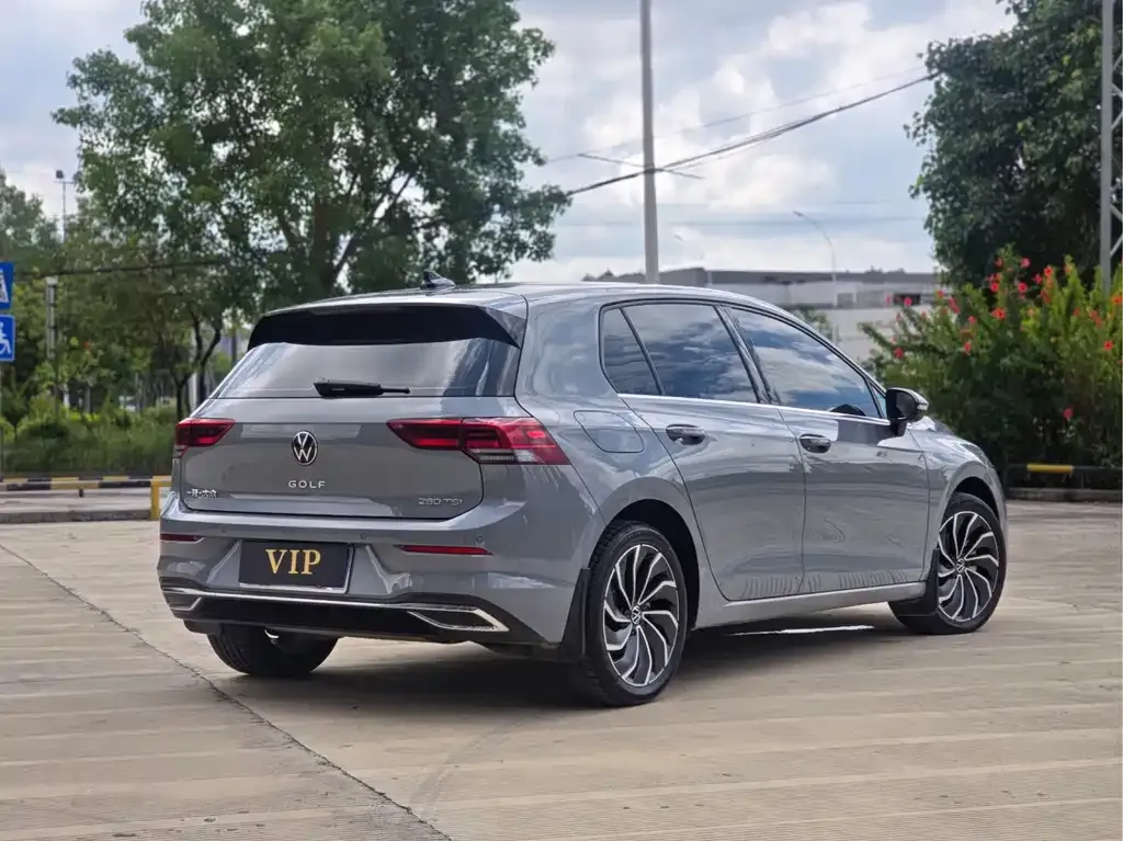 Volkswagen Golf 2021 из CN, фото 7