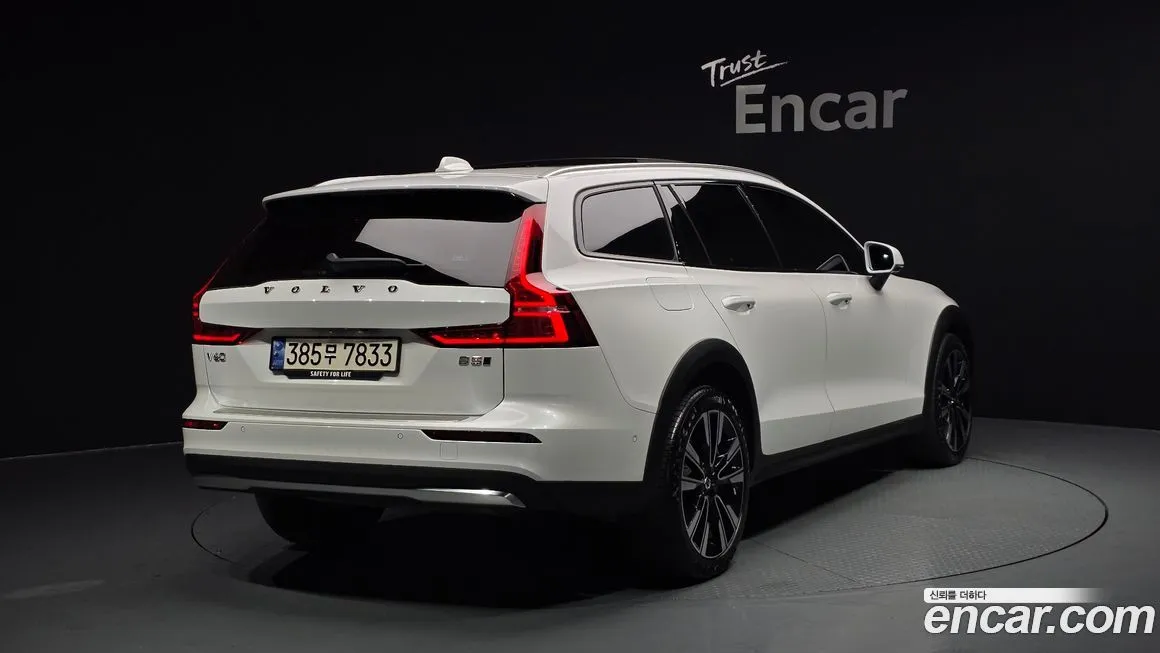 Volvo V60 — фото 2