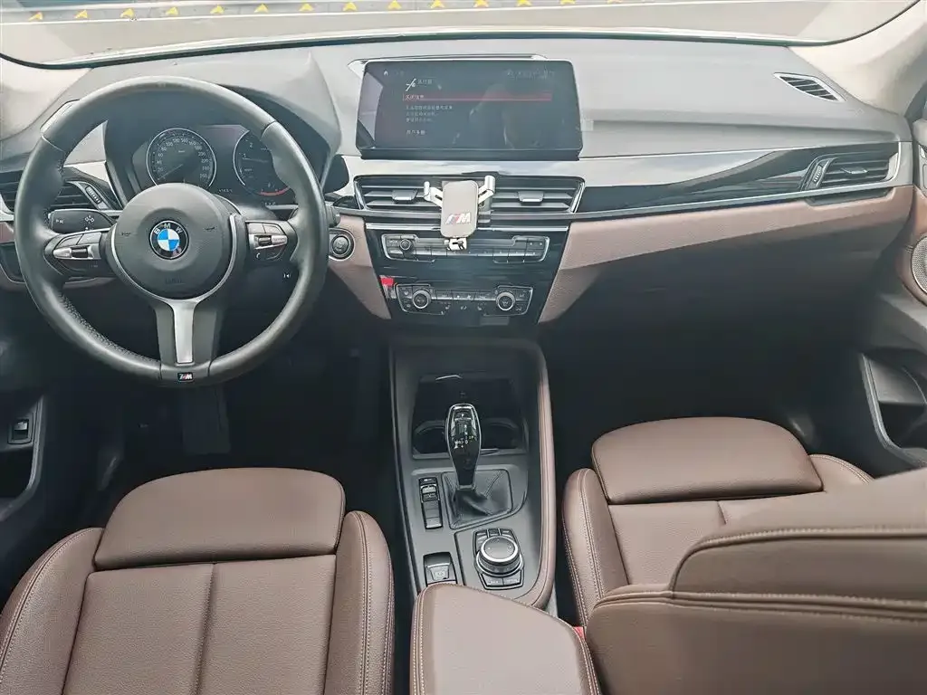 BMW X1 2021 из CN, фото 2