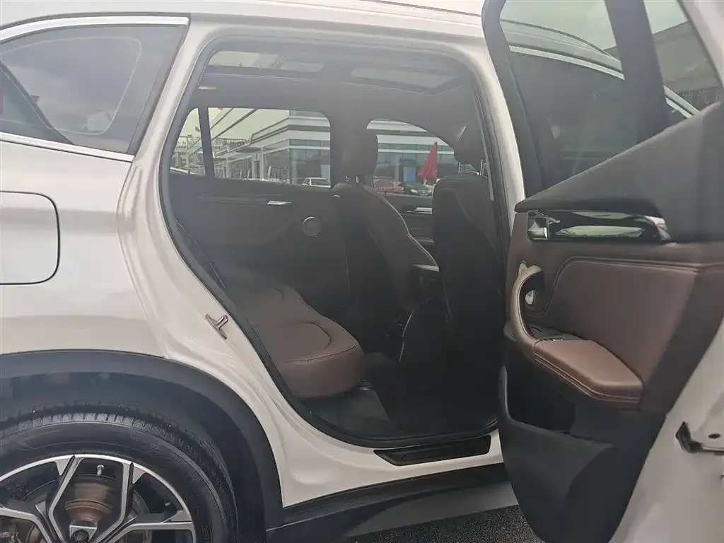 BMW X1 2021 из CN, фото 7