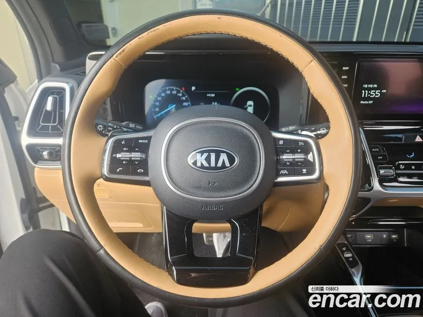 Kia Sorento — фото 7