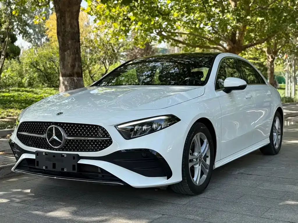 Mercedes-Benz A-Class — фото 1