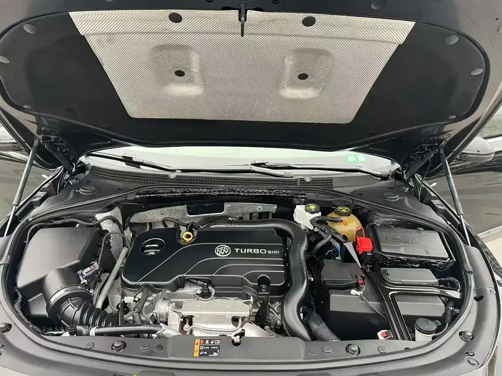 Buick LaCrosse 2021 из CN, фото 5