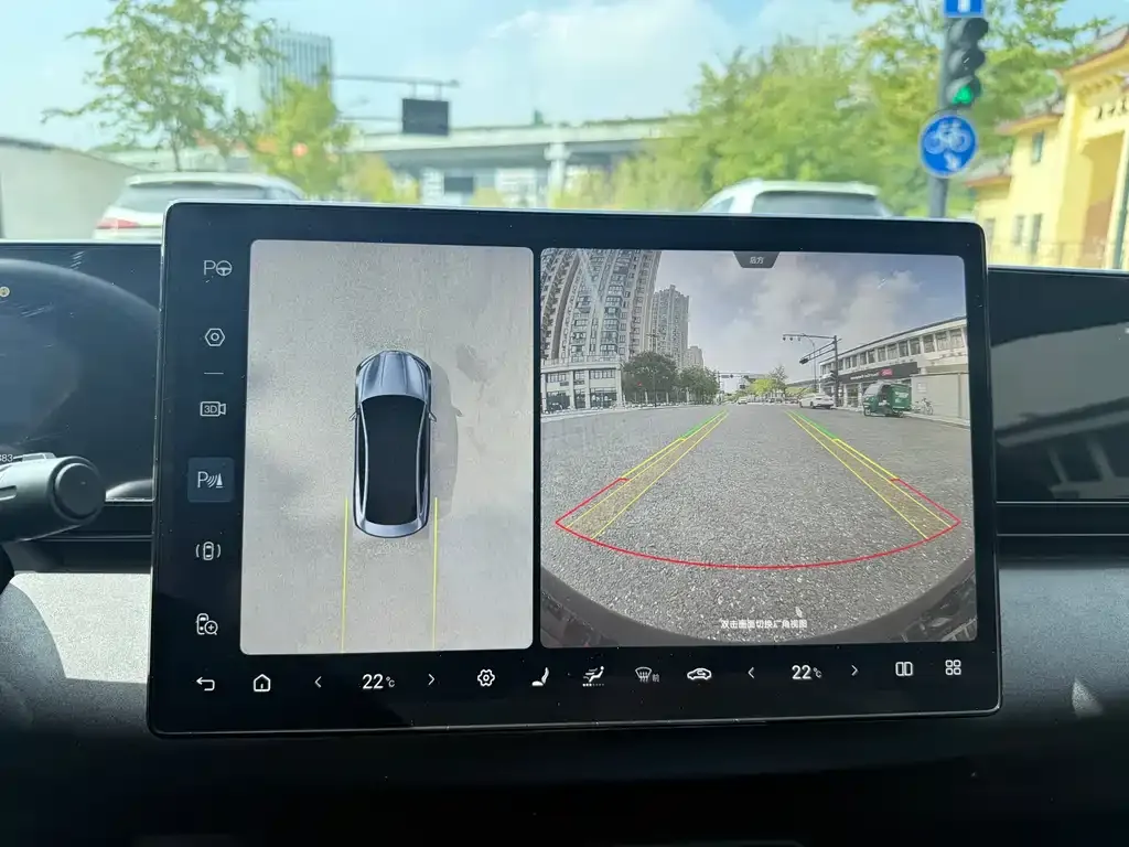 BYD Seal — фото 8