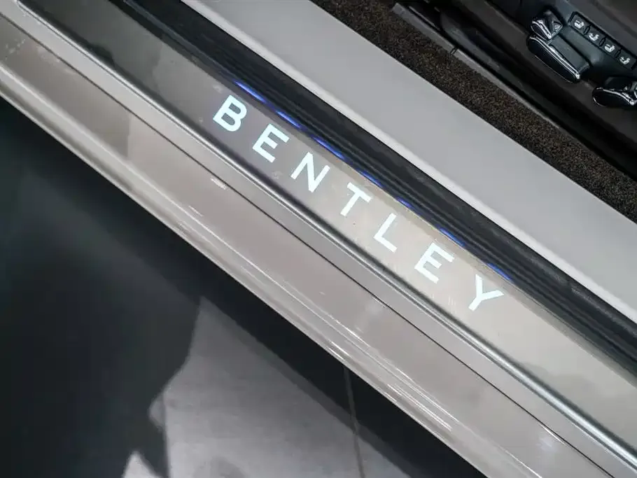 Bentley Continental — фото 8