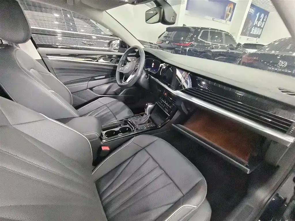Volkswagen Passat — фото 9