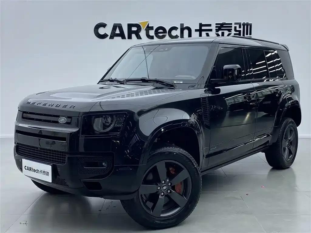 Land Rover Defender — фото 1