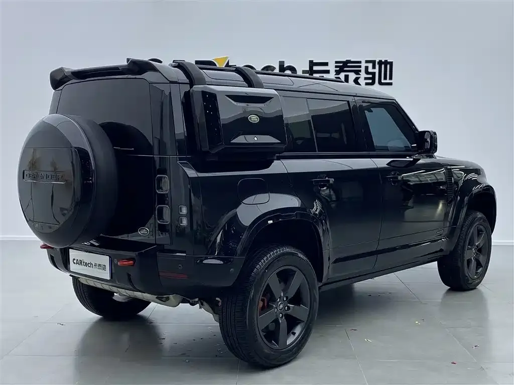 Land Rover Defender — фото 4