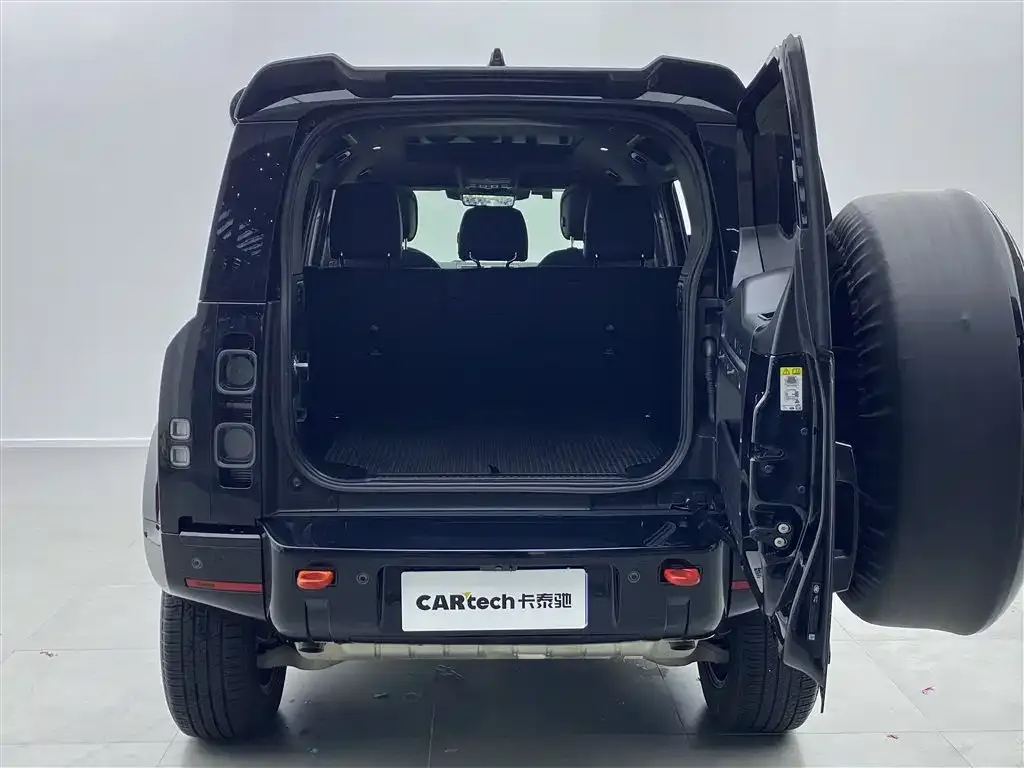 Land Rover Defender — фото 5