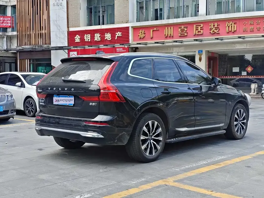 Volvo XC60 2023 из CN, фото 3