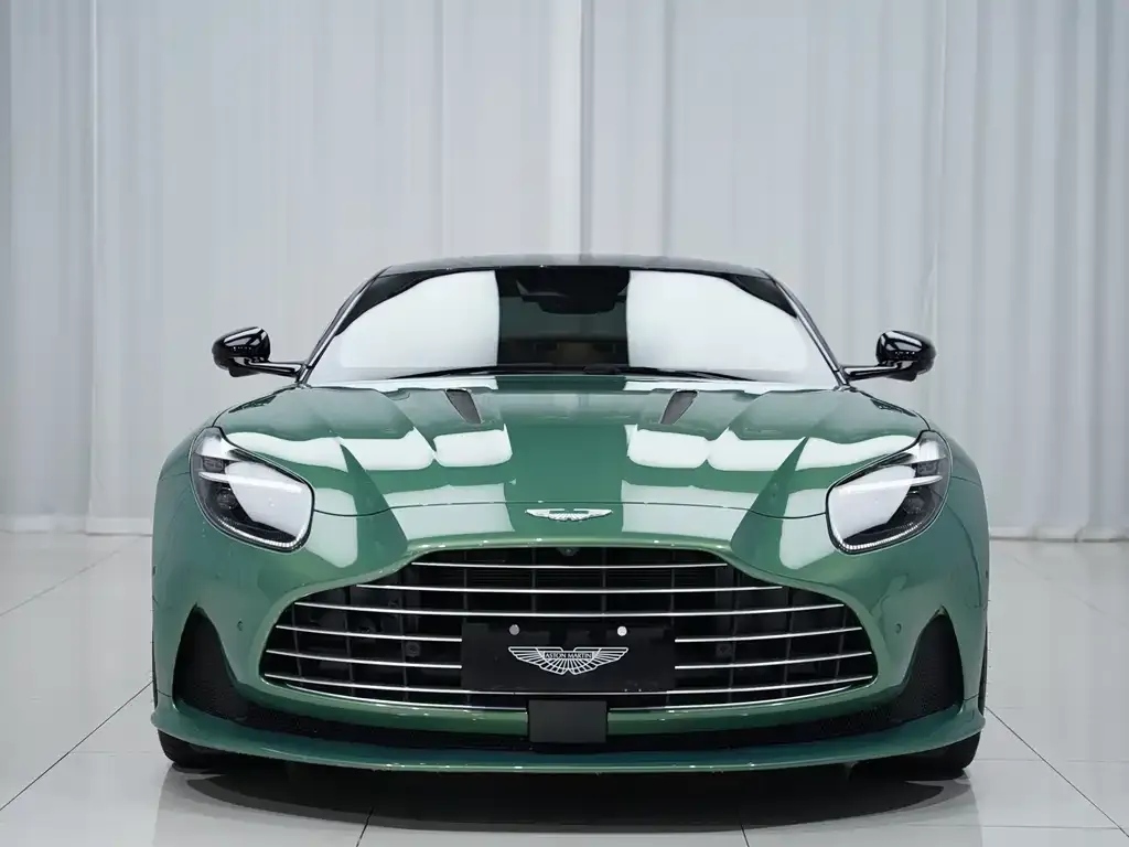 Aston Martin DB12 2024 из CN, фото 3