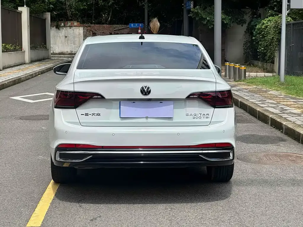 Volkswagen Sagitar 2023 из CN, фото 5