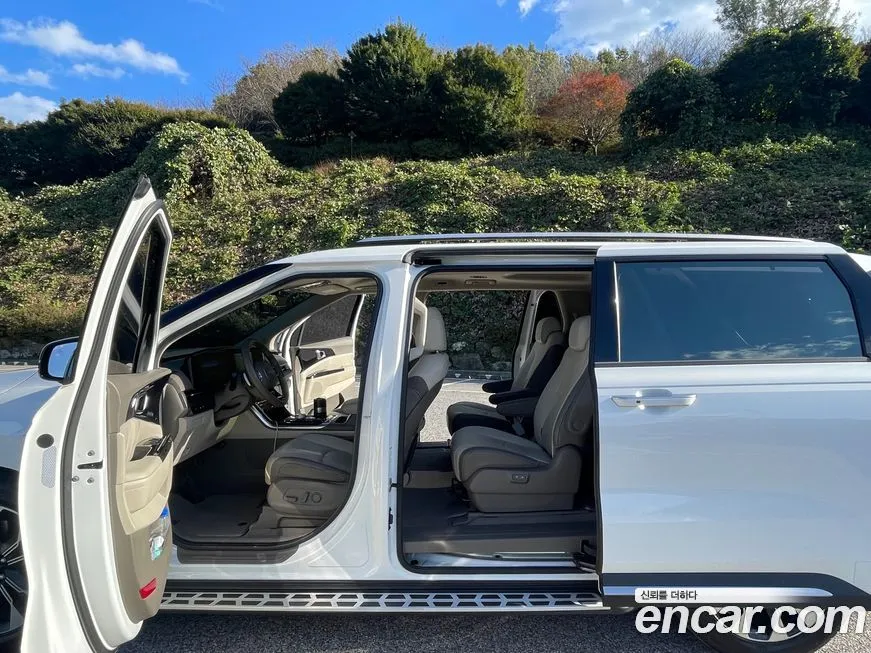 Kia Carnival 2023 из KR, фото 5