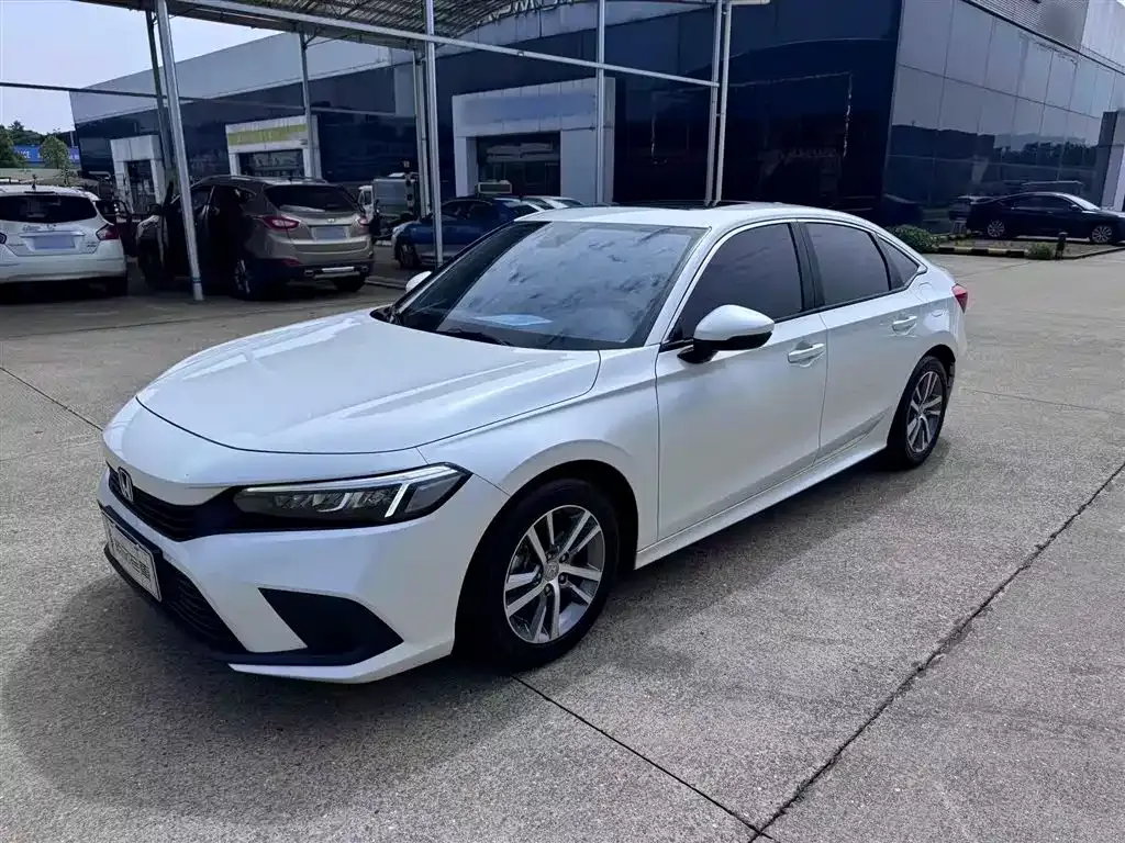 Honda Civic 2023 из CN, фото 2