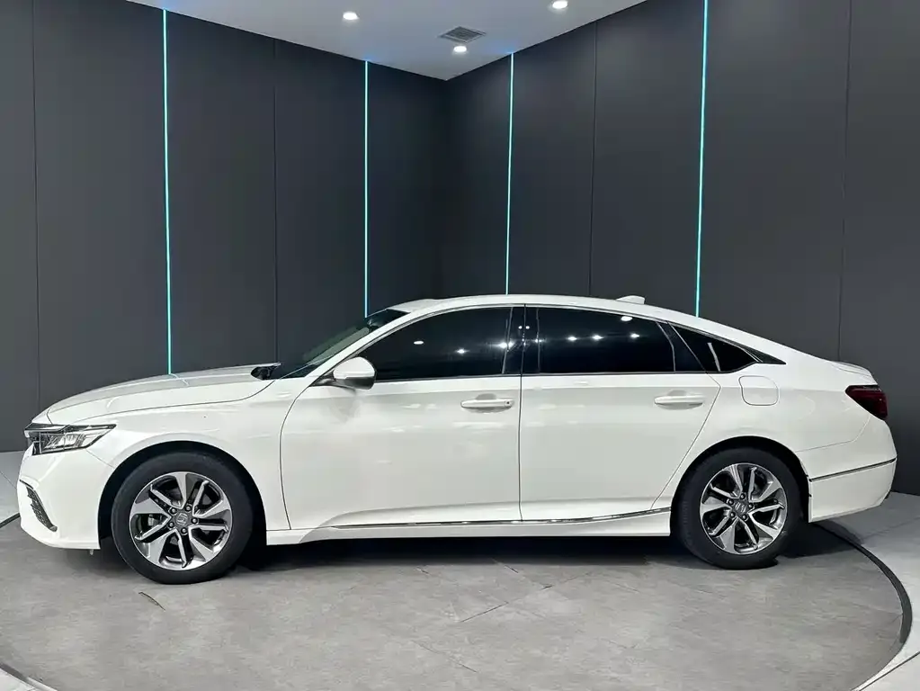 Honda Inspire — фото 5