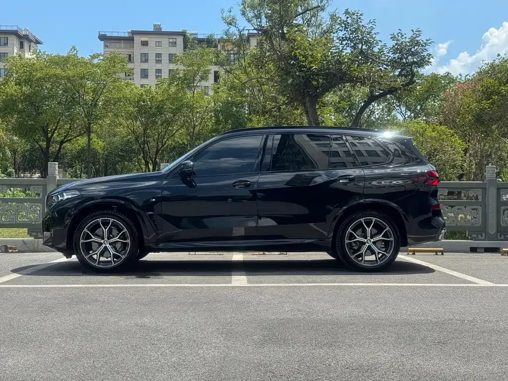 BMW X5 2025 из CN, фото 3