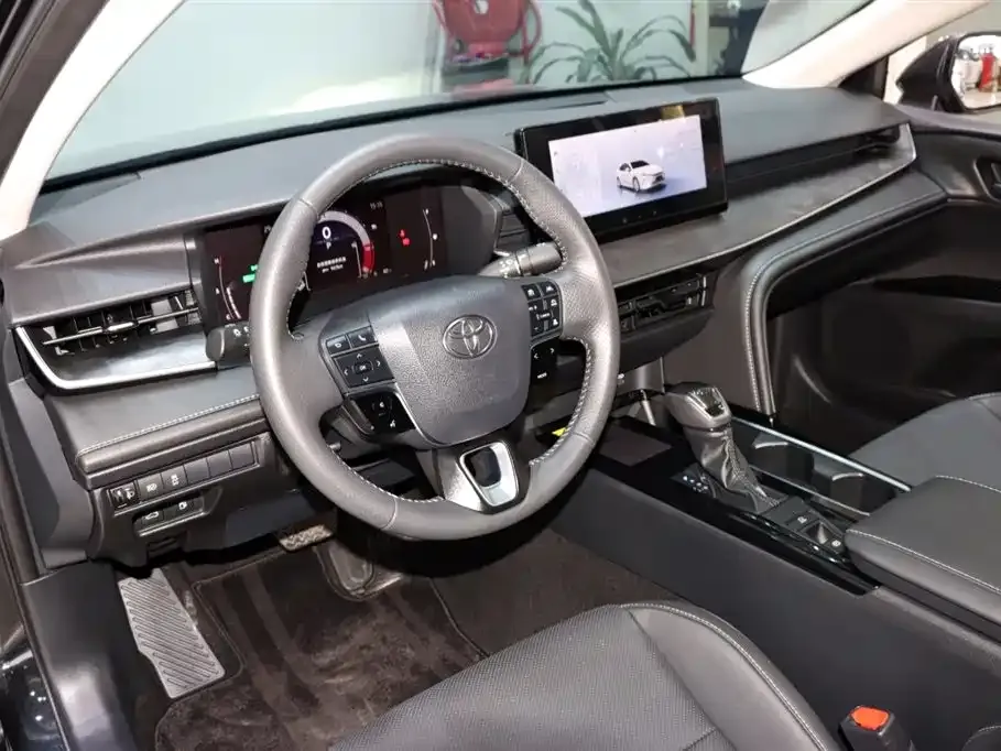 Toyota Camry 2025 из CN, фото 10