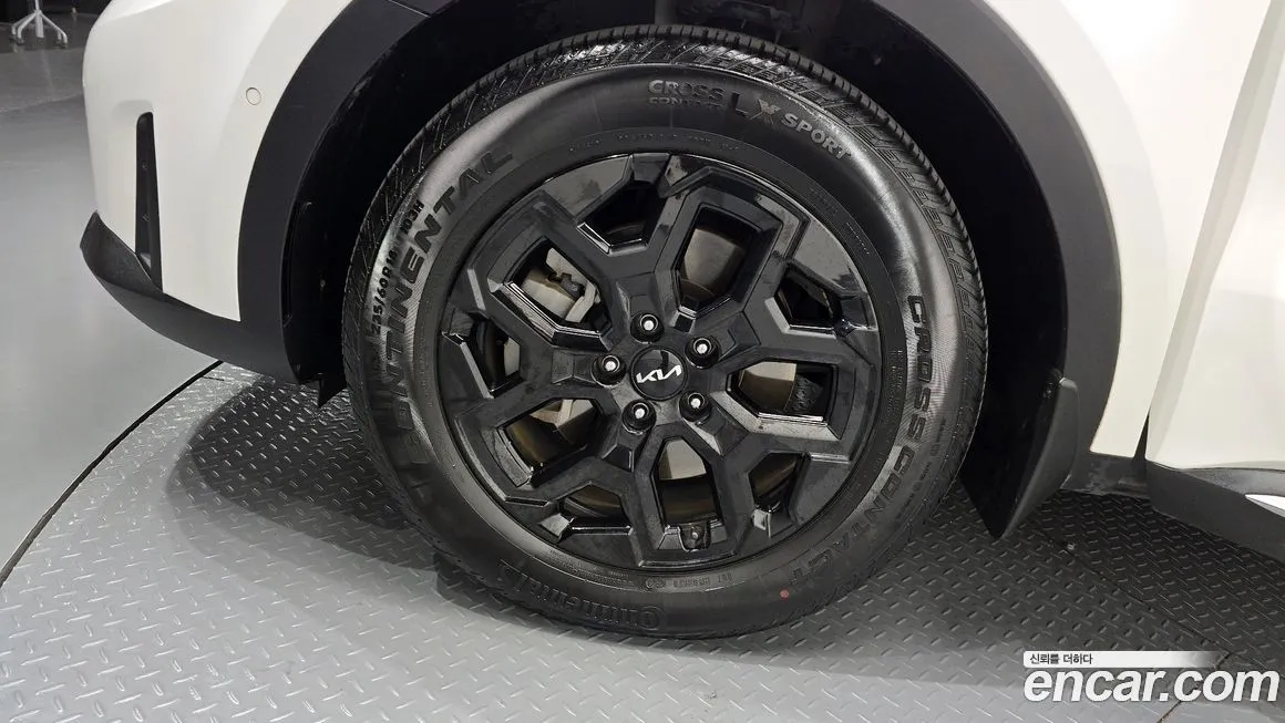 Kia Sorento — фото 5