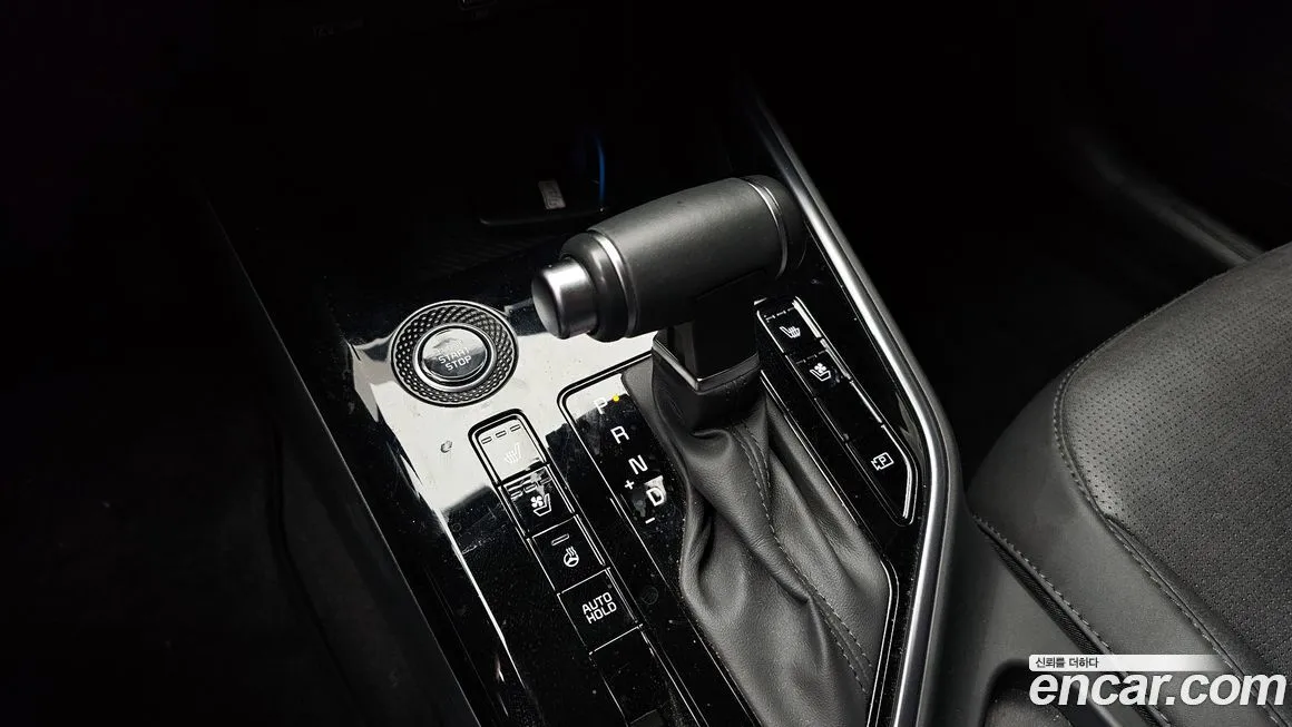 Kia Niro — фото 9