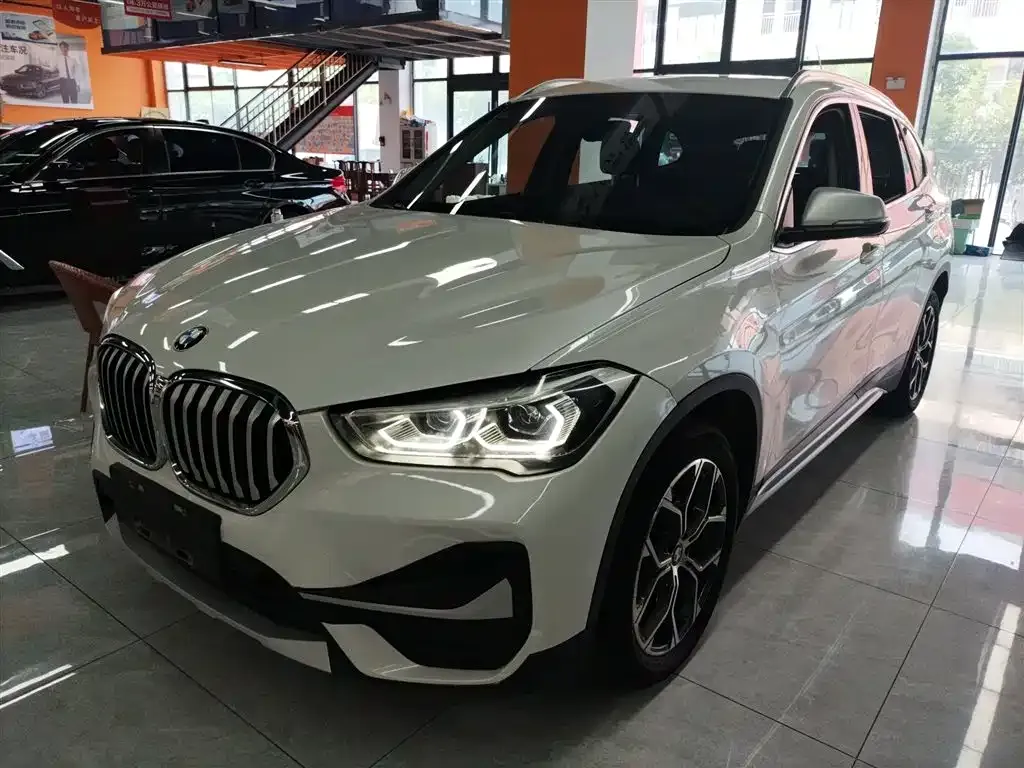 BMW X1 — фото 2